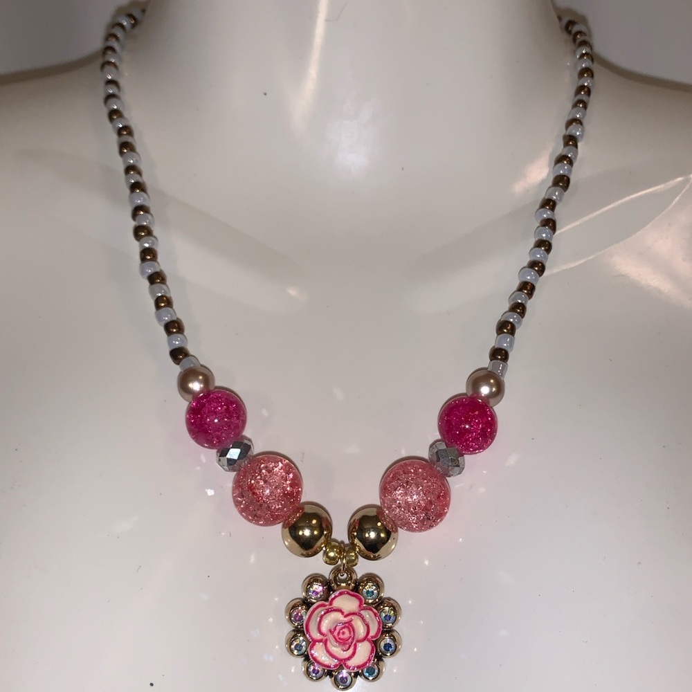 Handmade Pink Beaded Floral Pendant Necklace